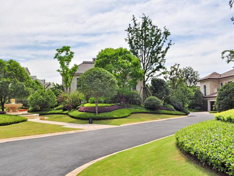 綠化養護公路.jpg 綠化養護公路.jpg